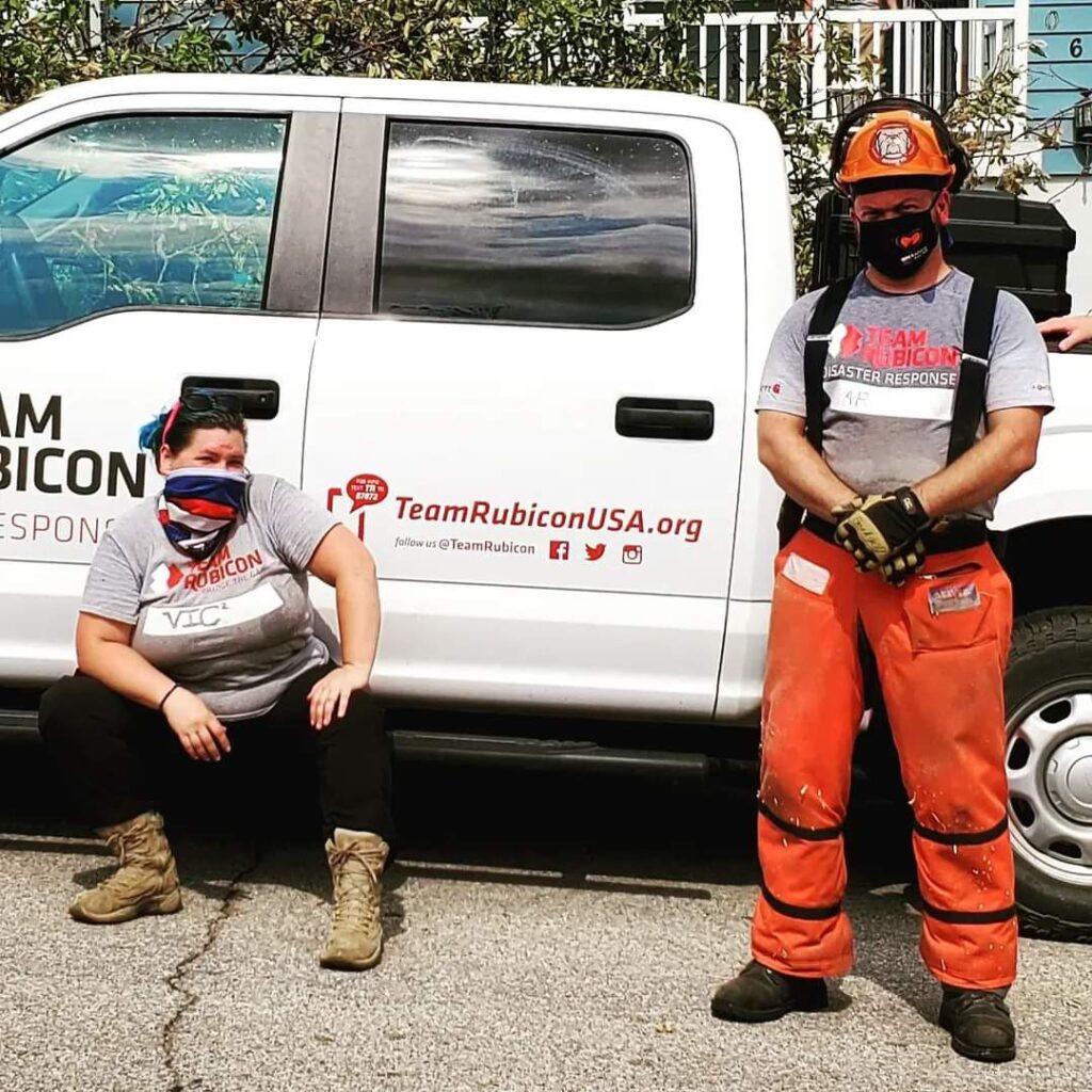 meet cute flood volunteer story