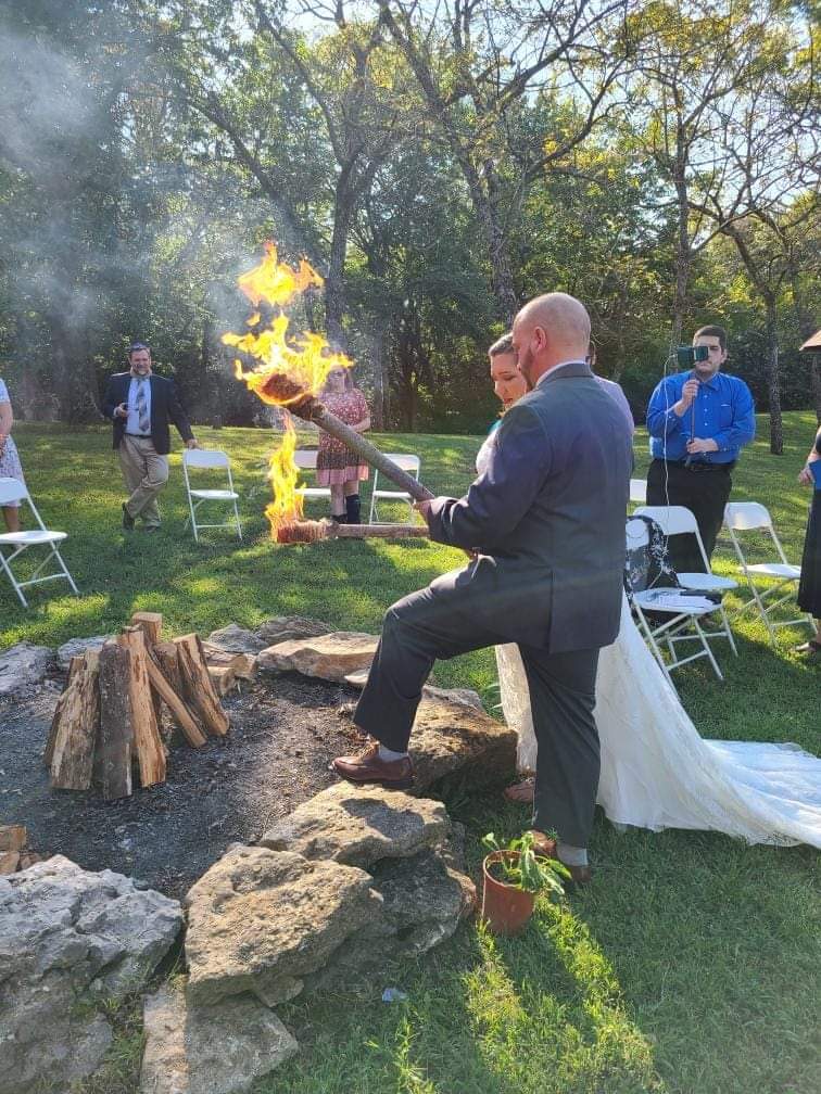 meet cute flood volunteer story campfire