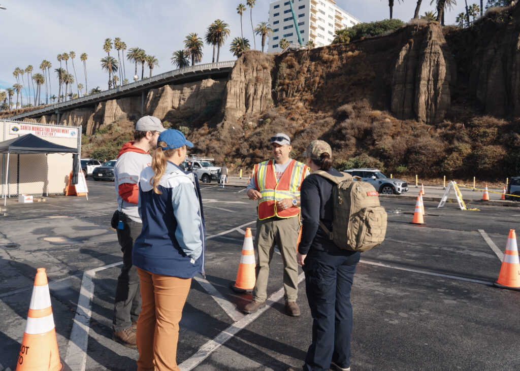 LA fires volunteer