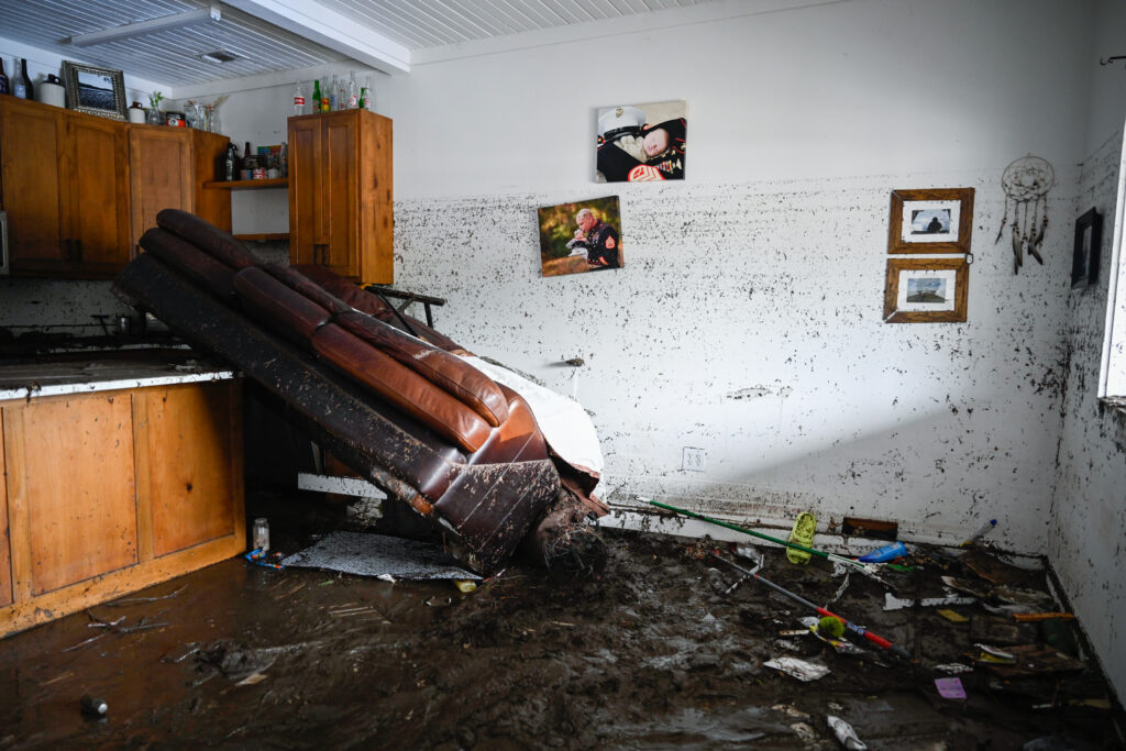 disaster relief for texas floods will include muckouts